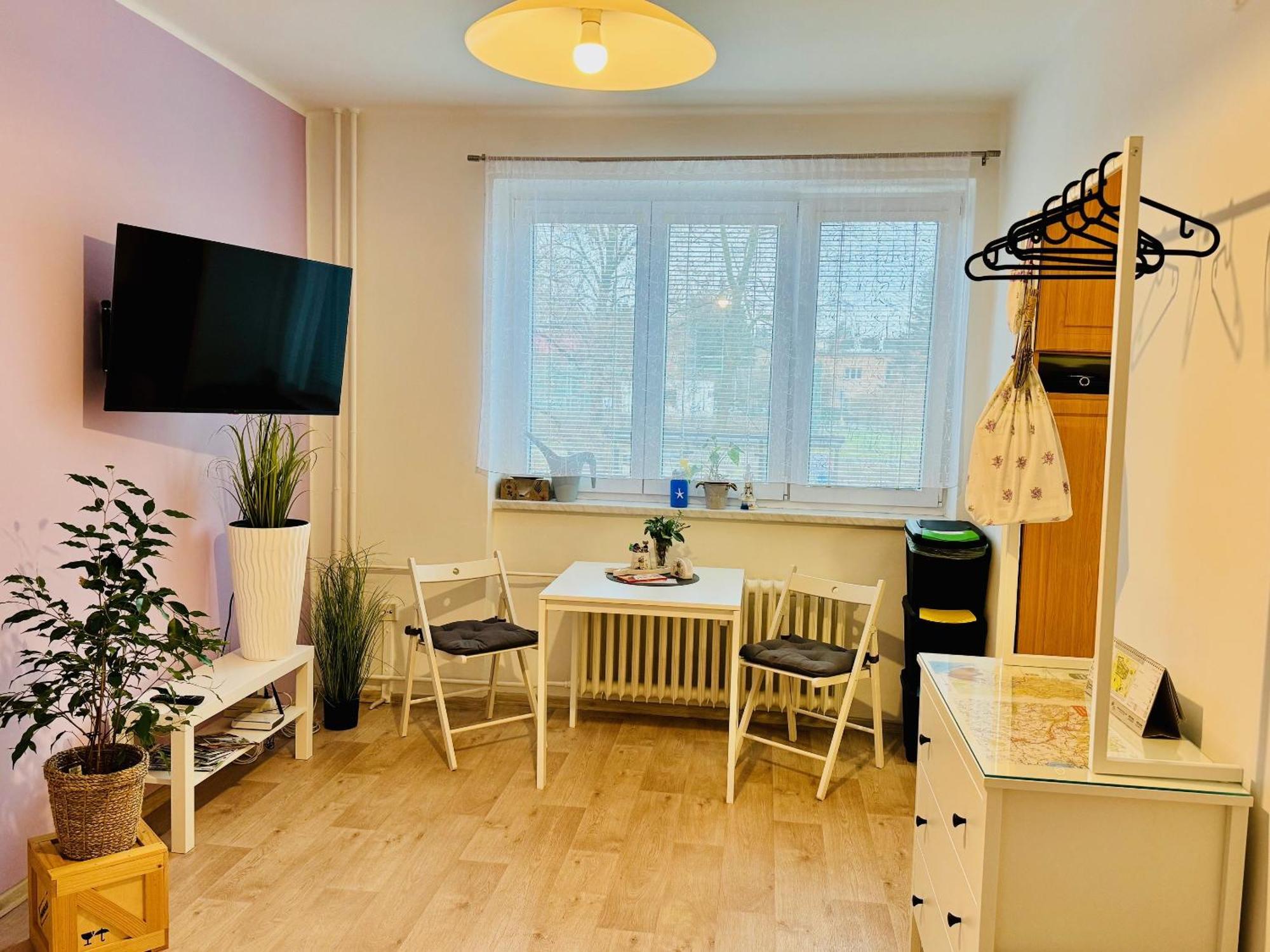 Garsonka Ve Dvore Dvur Kralove nad Labem Ngoại thất bức ảnh